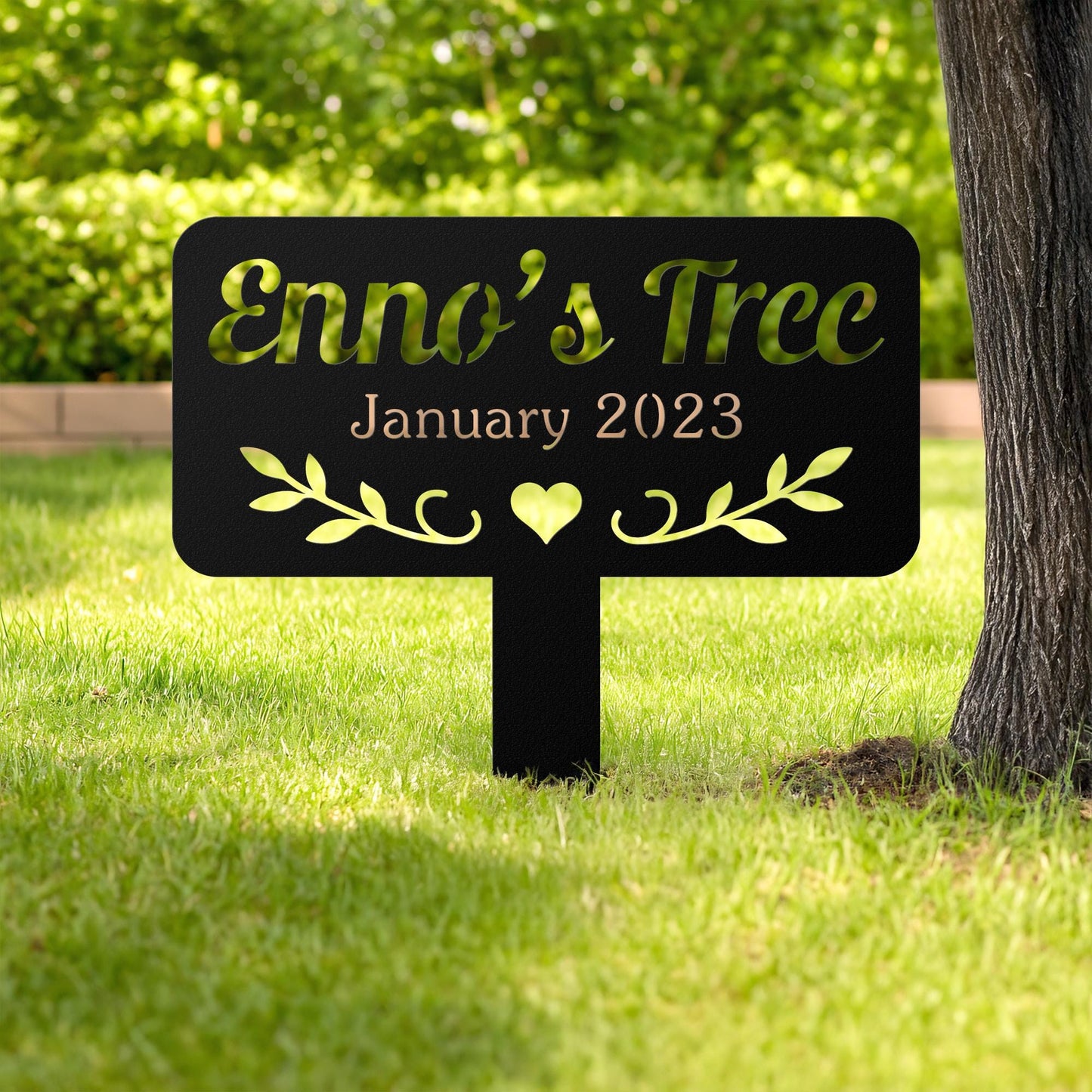 Memorial Tree Sign – Custom Metal Grave Marker, Personalized Garden Tribute with Name & Date, Outdoor Memorial for Loved Ones